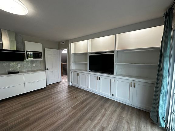 5th image of 1565 Provincetown Dr