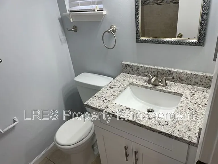 4587 Lighthouse Cir — Photo 21