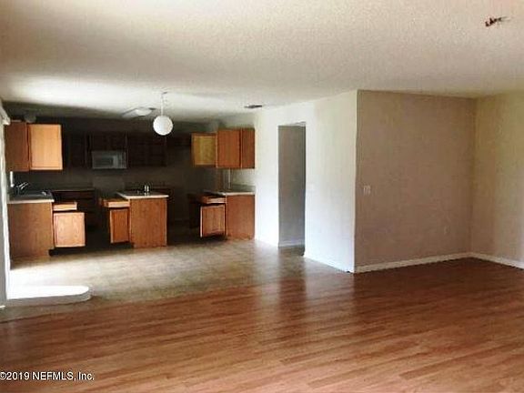 5th image of 1661 Warhawk Ln