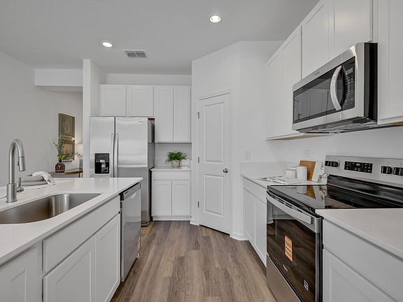 7th image of this home