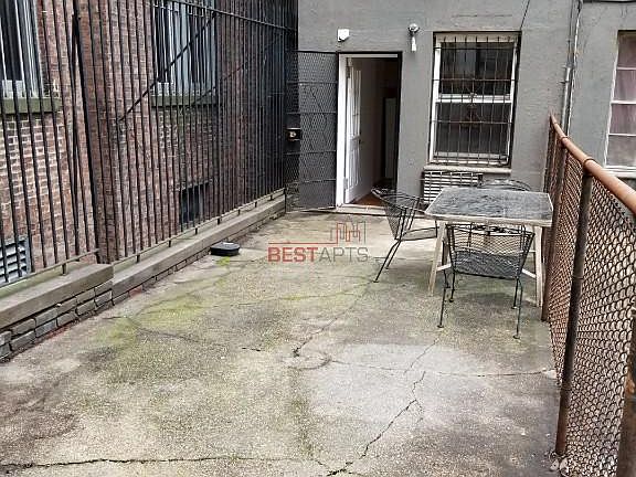 4th image of 317 W 22nd St APT 1D