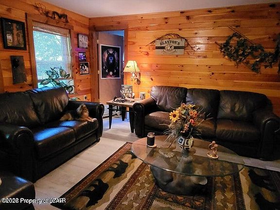3rd image of 182 Johnston Rd