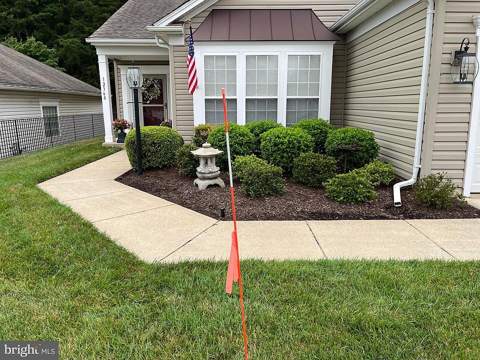 1st image of 12368 Grantley Ct