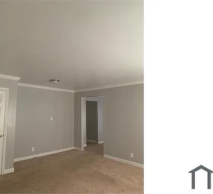 1618 Hampton Rd NW #1 — Photo 5