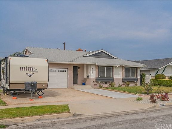 5th image of 1007 N Calmgrove Ave
