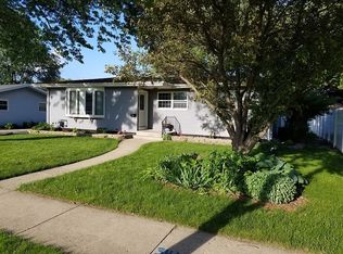 611 N Van Buren St, Stoughton, WI 53589