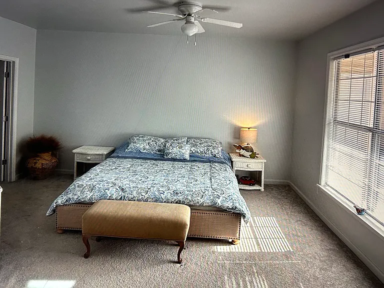 280 Riverbend Dr #3F — Photo 14