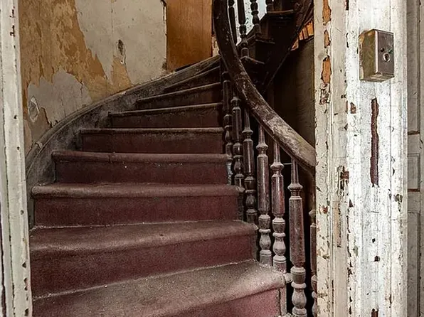 360 3rd Avenue image 7 of 14