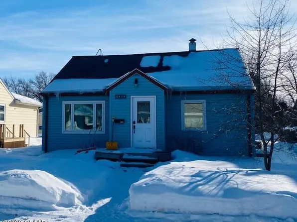 1030 2nd St NE, Devils Lake, ND 58301