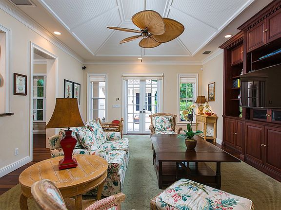 5th image of 210 Coconut Creek Ct