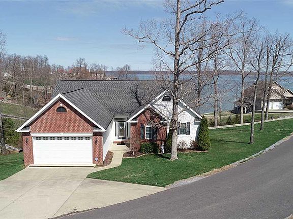3rd image of 368 Sherwood Dr