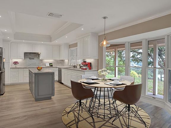 4th image of 835 Country Creek Ln