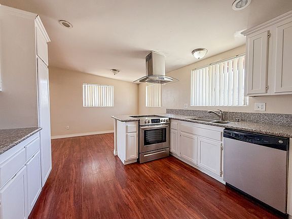 3rd image of 6340 Mariposa Ave