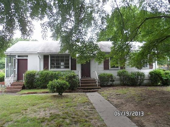 1st image of 1916 Watts Ln