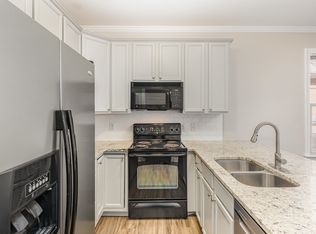 120 Tuska Hills Dr, Holly Springs, NC 27540