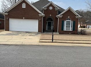 5816 Highgrove Cir, Bessemer, AL 35022