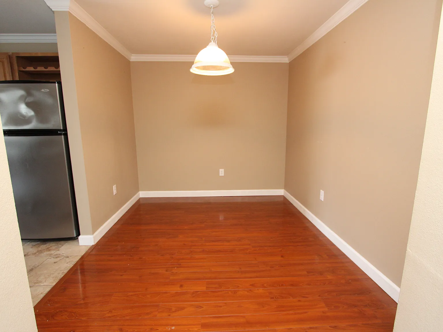 3 bed, 2.0 bath, 1335 sqft, $1,795 — Photo 4