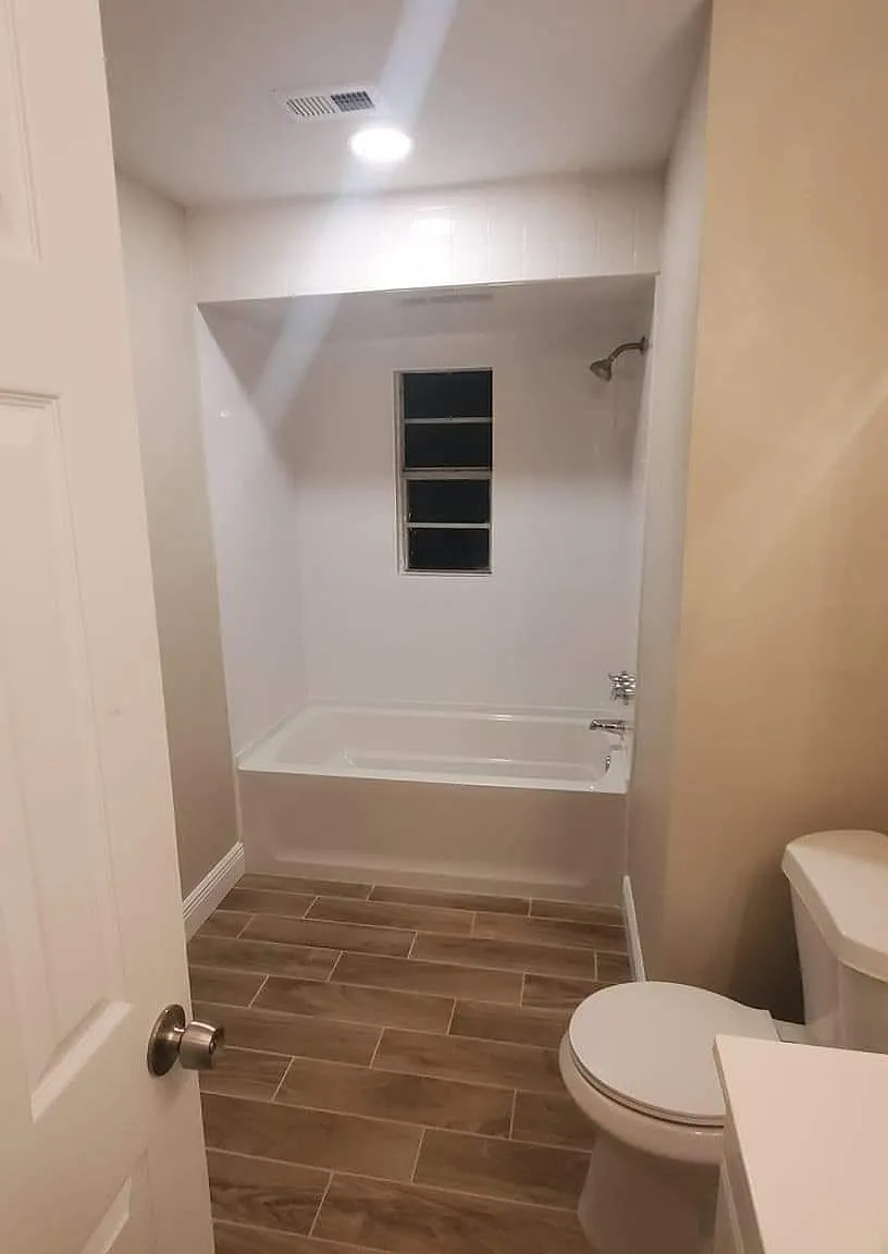 4 bed, 1300 sqft, $2,550 — Photo 4