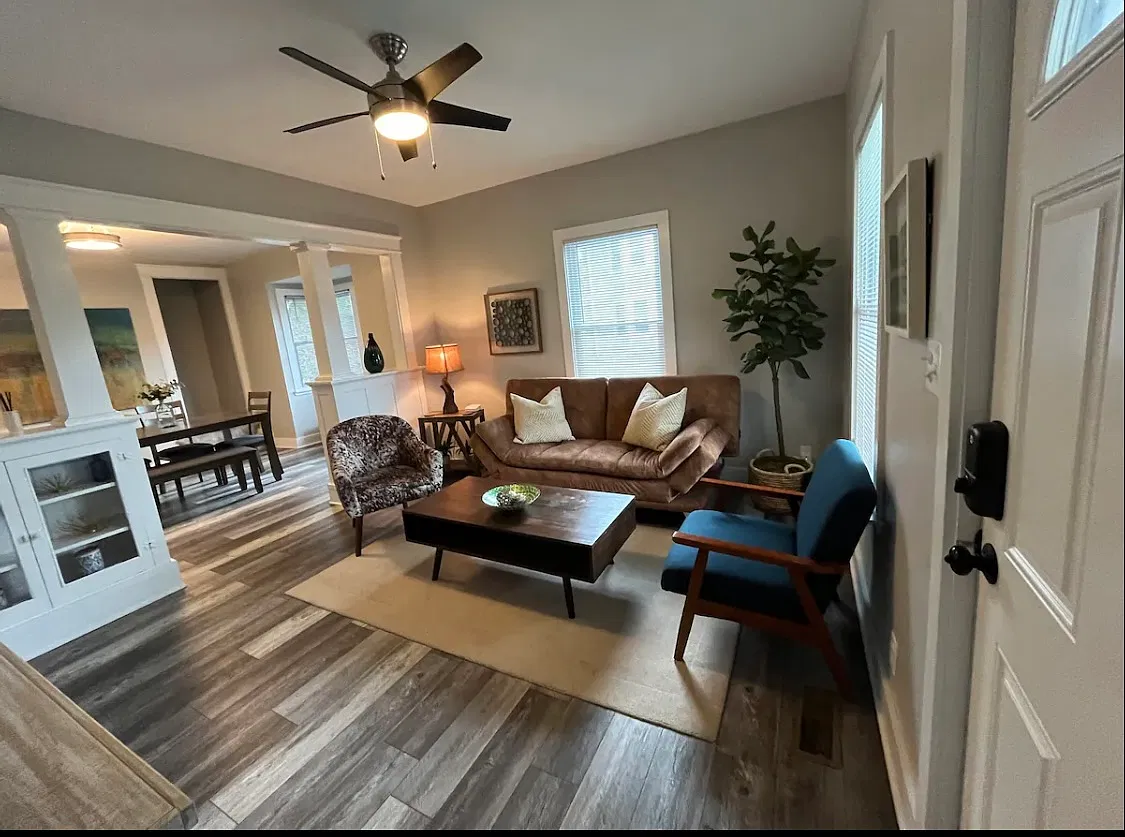 520 Main St — Photo 2