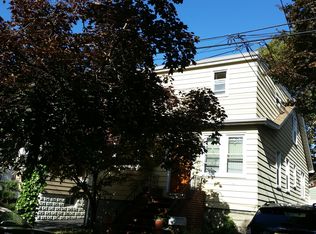 721 3rd St #2, Secaucus, NJ 07094