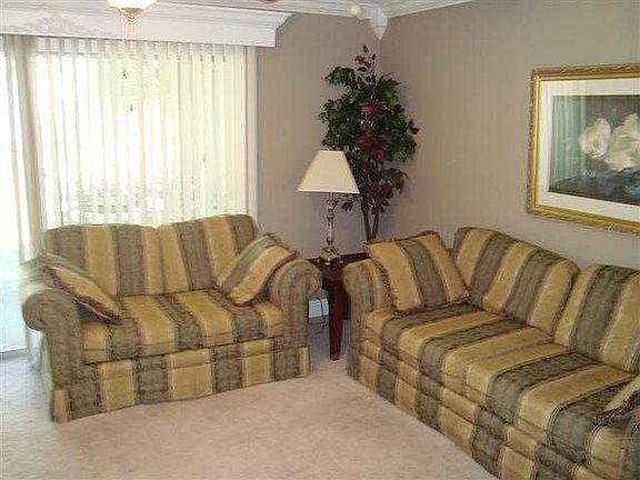 3rd image of 100 Discovery Bay Ln
