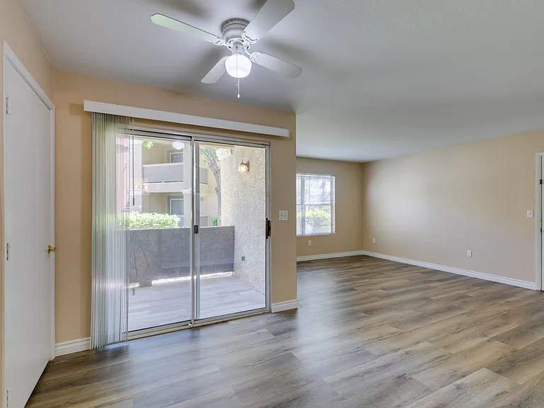 2300 Silverado Ranch Blvd #1016 — Photo 21