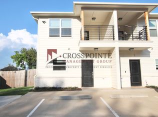 307 N Henry St #5, Lindale, TX 75771