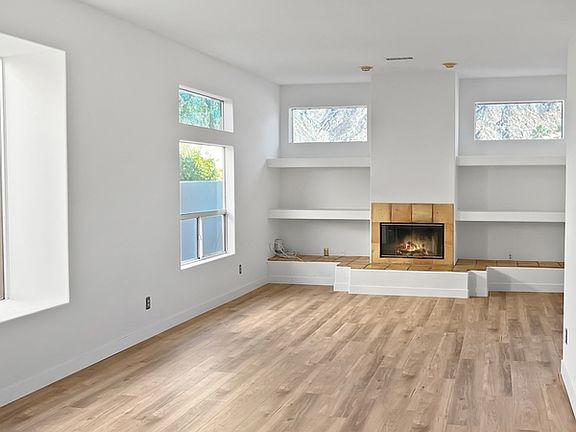 5th image of 54670 Avenida Alvarado