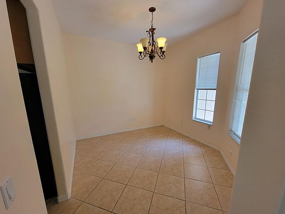 4th image of 785 Whitemarsh Ave