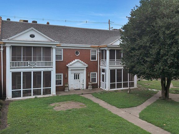 3rd image of 509 SE 1st St