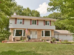 17622 Sunnydale Rd, Council Bluffs, IA 51503