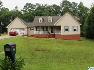 1412 Ponderosa Ave, Albertville, AL 35950