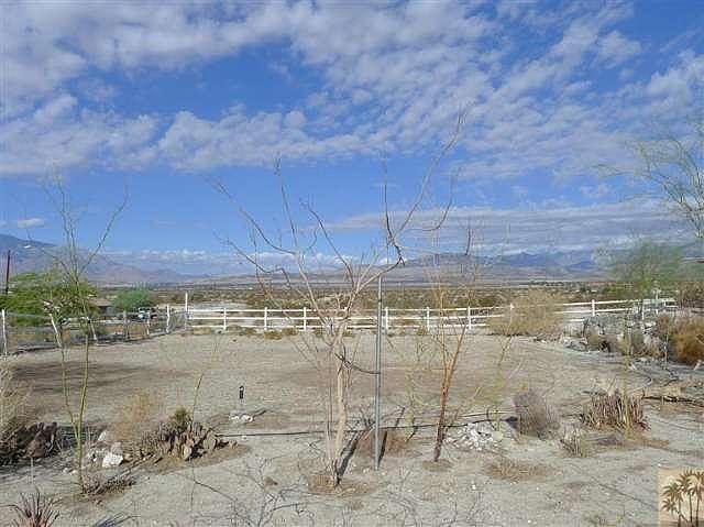 1st image of 65800 8th St