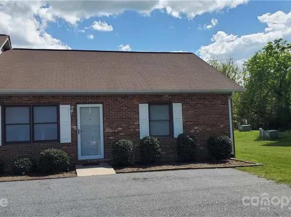 115 23rd St NW, Hickory, NC 28601
