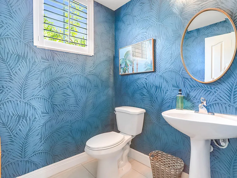 260 NE 3rd St #4-D — Photo 14