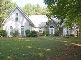 180 Summerville Dr, Brooks, GA 30205