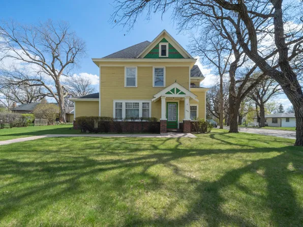 424 6th Ave W, Alexandria, MN 56308