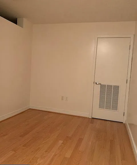 155 Potomac Psge #408 — Photo 26