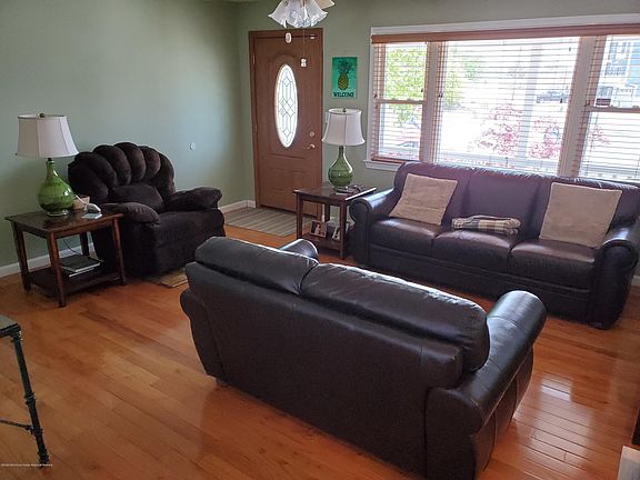3rd image of 1824 Nautilus Dr