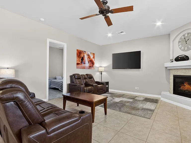 5317 E Lonesome Dove Trl — Photo 17