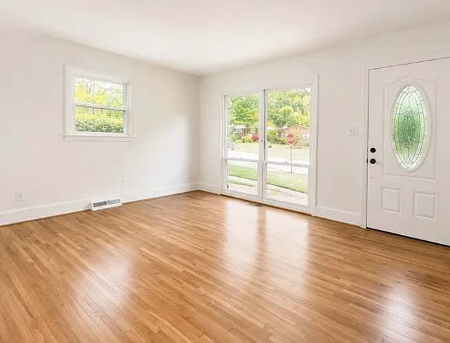 947 Dudley Dr — Photo 3