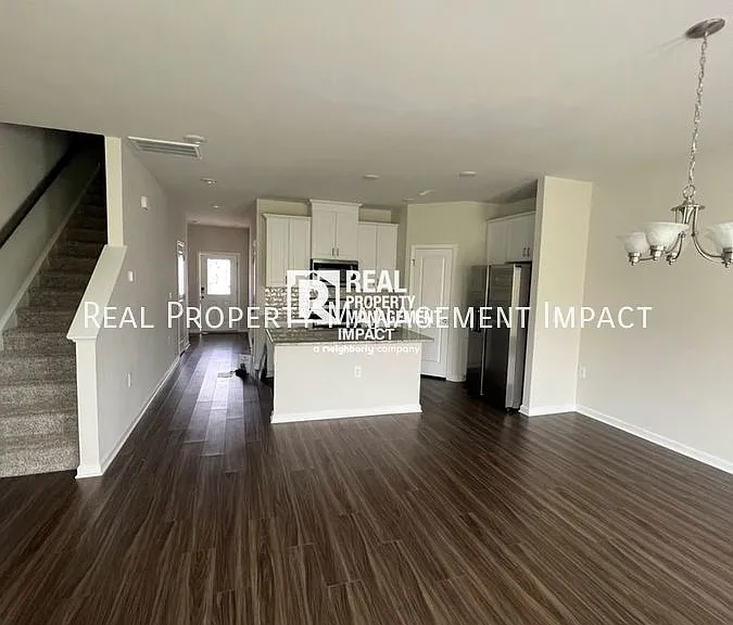 906 Field Ivy — Photo 13