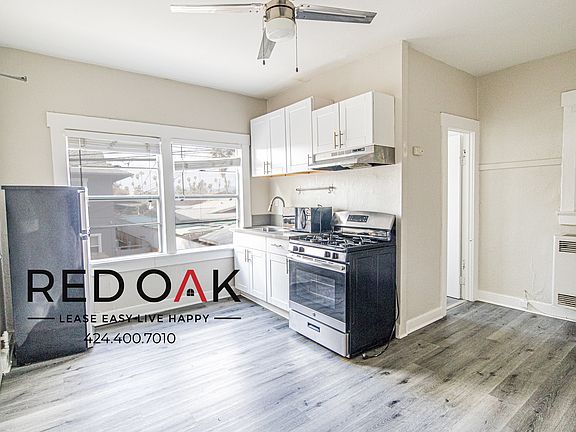 2nd image of 719 N Heliotrope Dr APT 208