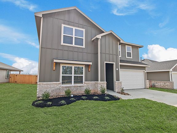 2nd image of 15767 Garden Ridge Dr