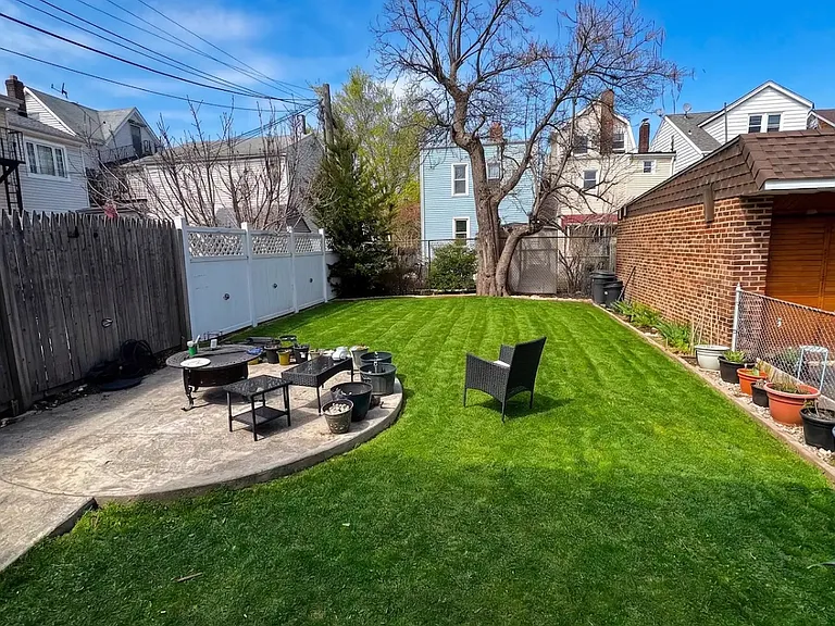 708 Hamilton St #2 — Photo 22