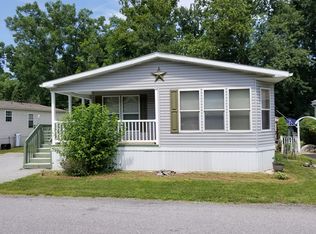 51 Mapleview Dr, Hopewell Junction, NY 12533