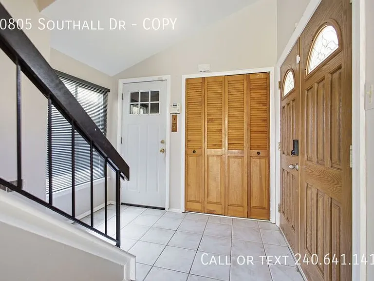 10805 Southall Dr #COPY — Photo 2