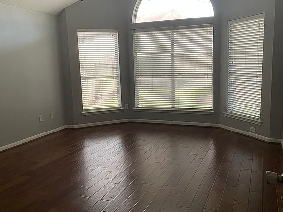 5th image of 2803 Sedona Creek Dr