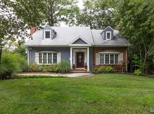 658 Ridgeland Ter, Leonia, NJ 07605