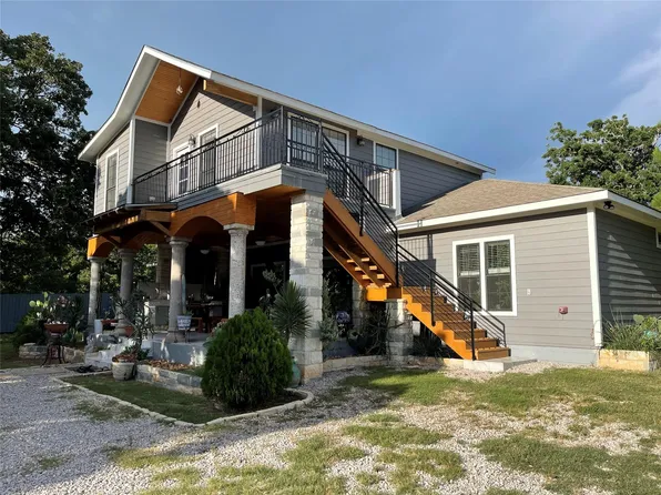 376 Alta Vista Dr Unit B, Bastrop, TX 78602